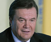 Янукович винит в эпидемии гриппа А(H1N1) Князевича