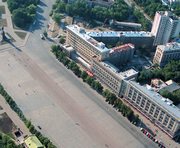 В Харькове закрывается движение по площади Свободы