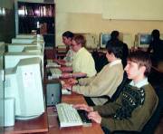 Для школ Харьковщины купят компьютеров на миллион
