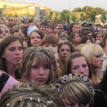 На выпускной и День города в Харькове выделили миллион гривен