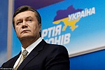 Виктор Янукович принимает поздравления от Президентов
