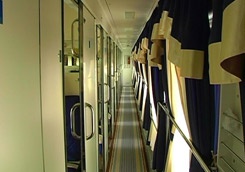 Во время Евро-2012 в поездах будут работать волонтеры с разговорным английским
