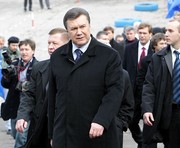 Янукович вызовет из отпуска народных депутатов