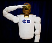 В космос впервые отправляют робота-гуманоида