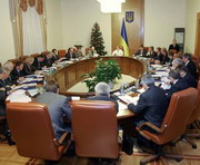 Кабмин Тимошенко: отставка переносится